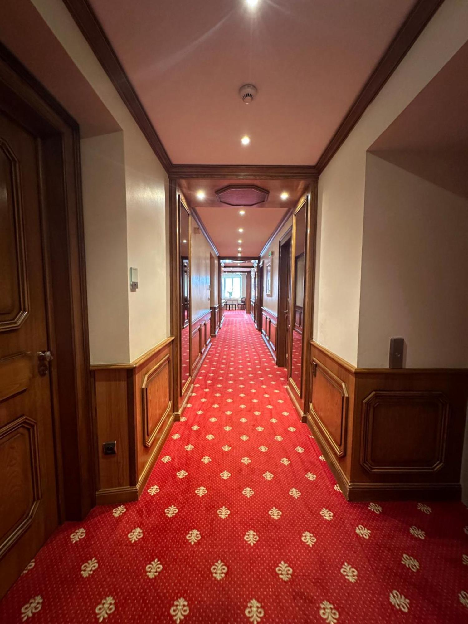 Hotel Au Nid De Cigognes オストハイム エクステリア 写真